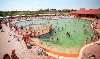 5 курортів з термальними джерелами в Карпатах, кращих, ніж море