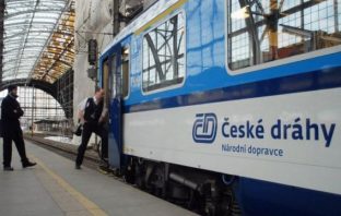 “Укрзалізниця” впроваджує послугу “квитки першої хвилини”