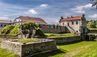 10 українських замків, біля яких обов’язково треба зробити фото