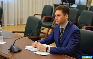 Єдиного суддю в районному центрі на Львівщині відсторонили від роботи через підозру в хабарництві