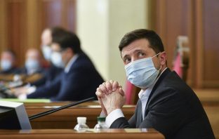 Президент підписав закон про масове тестування на коронавірус