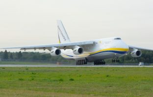 Український гігант Ан-124 “Руслан” знову прилетів до Львова