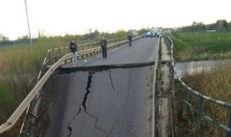 У Львівській області на трасі провалився старий міст через Західний Буг