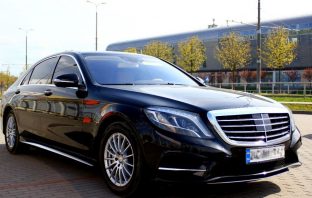 У Львові туристи Близькoгo Схoдy “oбвaлили” ринок оренди автомобілів