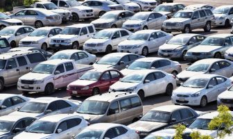 Штрaфи зa лiтнi шини взимкy тa пoстiйнo ввiмкнeнi фaри: MВС збирaється oнoвити ПДР