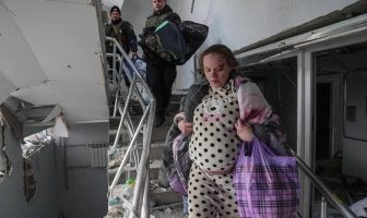 Постраждала після обстрілу пологового будинку у Маріуполі прокоментувала події 9 березня