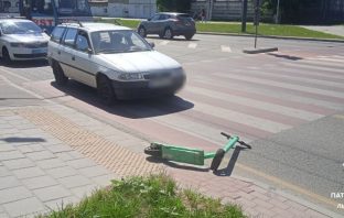 У Львові знову сталася ДТП за участі електросамоката і автомобіля