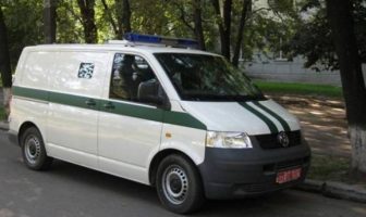 У Львові невідомий чоловік напав на інкасаторів