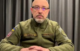 Резніков закликав більшість чоловіків бути готовими воювати