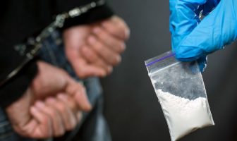 Двоє переселенців з Краматорська намагались організувати наркобізнес у Львові