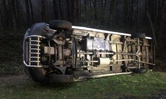 30-річна водійка перекинула мікроавтобус у Яворові, троє постраждалих
