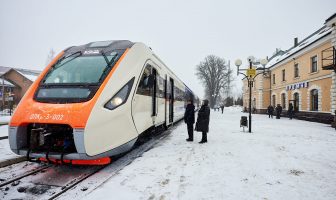 “Буковельський експрес” повертається. “Укрзалізниця” запустила поїзд Львів – Ясіня