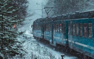 Укрзалізниця запустить шість додаткових рейсів у західні області на Новий рік