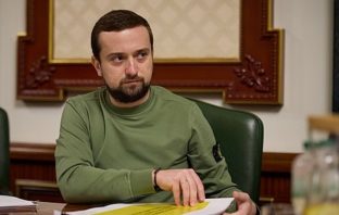 Тимошенко написав заяву про звільнення з Офісу Президента – ЗМІ