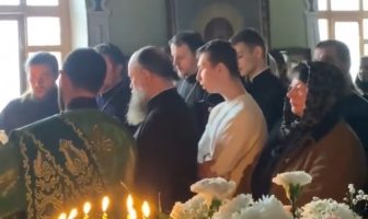 Батько наш – Онуфрій. В храмі УПЦ МП “переспівали” хіт про Бандеру