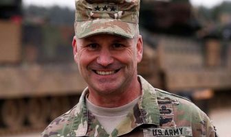 Топ-генерал НАТО в Європі підтримує надання Україні F-16 та ATACMS – ЗМІ