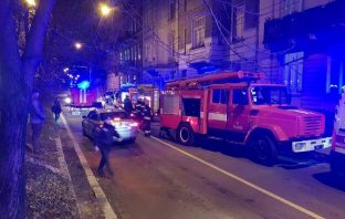 Суд виніс вирок нападникам, які підпалили салон краси у центрі Львова