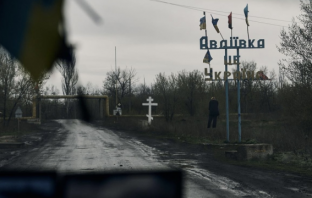 Білий дім: росія може захопити Авдіївку – в українців закінчуються артилерійські снаряди