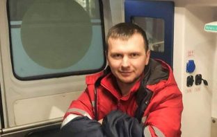 Тричі зупинявся кровообіг: медики «швидкої» успішно реанімували чоловіка