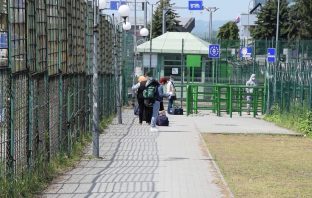 У Львові клієнтка відсудила компенсацію у туроператора через перетин кордону пішки