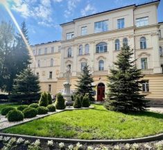 Львівську обласну клінічну лікарню передано у державну власність – рішення уряду