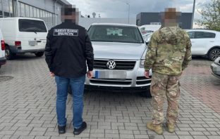 ЗСУ передали шість автомобілів вилучених під час слідства у Львові